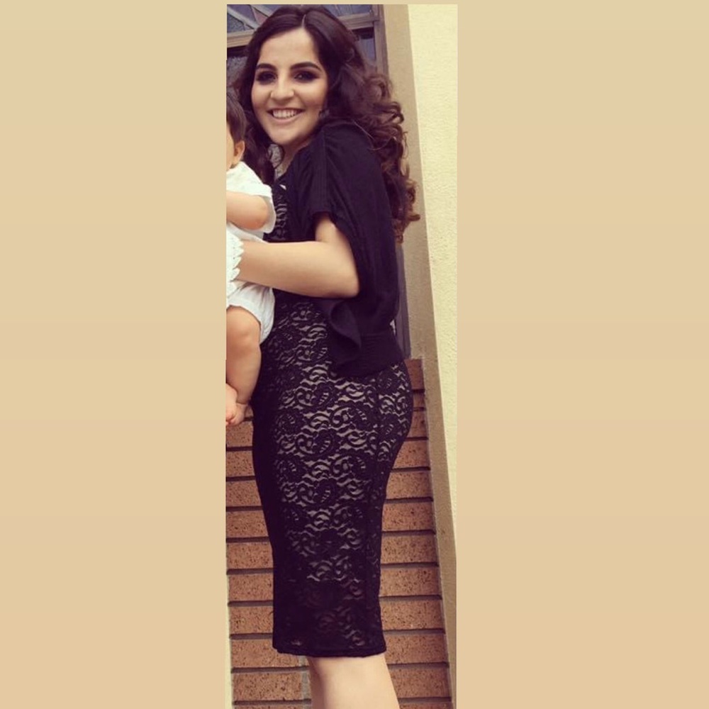 Dress - Picture 2 of 2